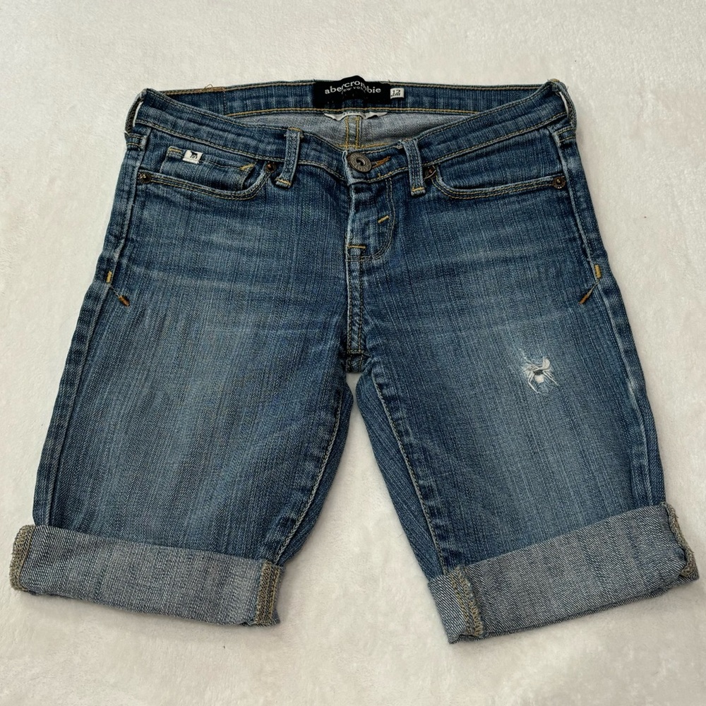 ABERCROMBIE KIDS Girl’s Blue Denim Mid Length Stretch Jean Shorts - size 12 slim